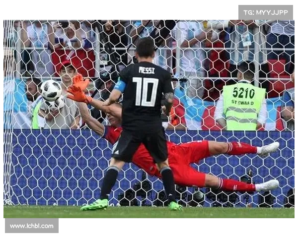 阿根廷冰岛赛事激战平局梅西点球遭扑救成焦点